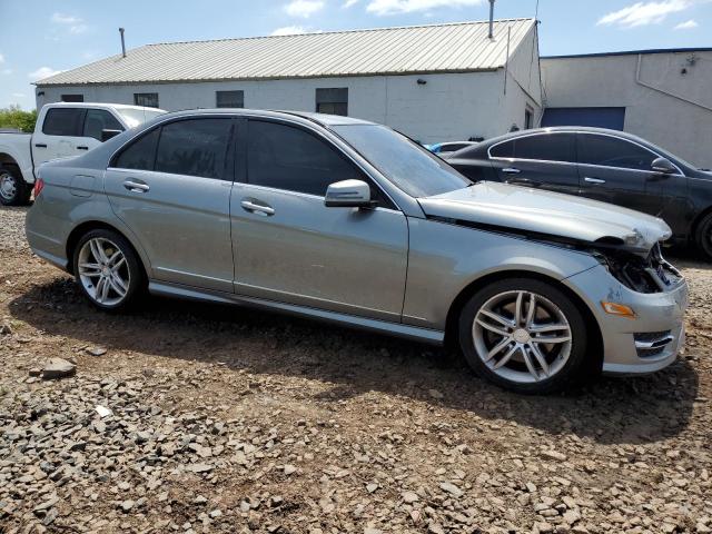 VIN WDDGF8AB6ER312117 2014 Mercedes-Benz C-Class, 3... no.4