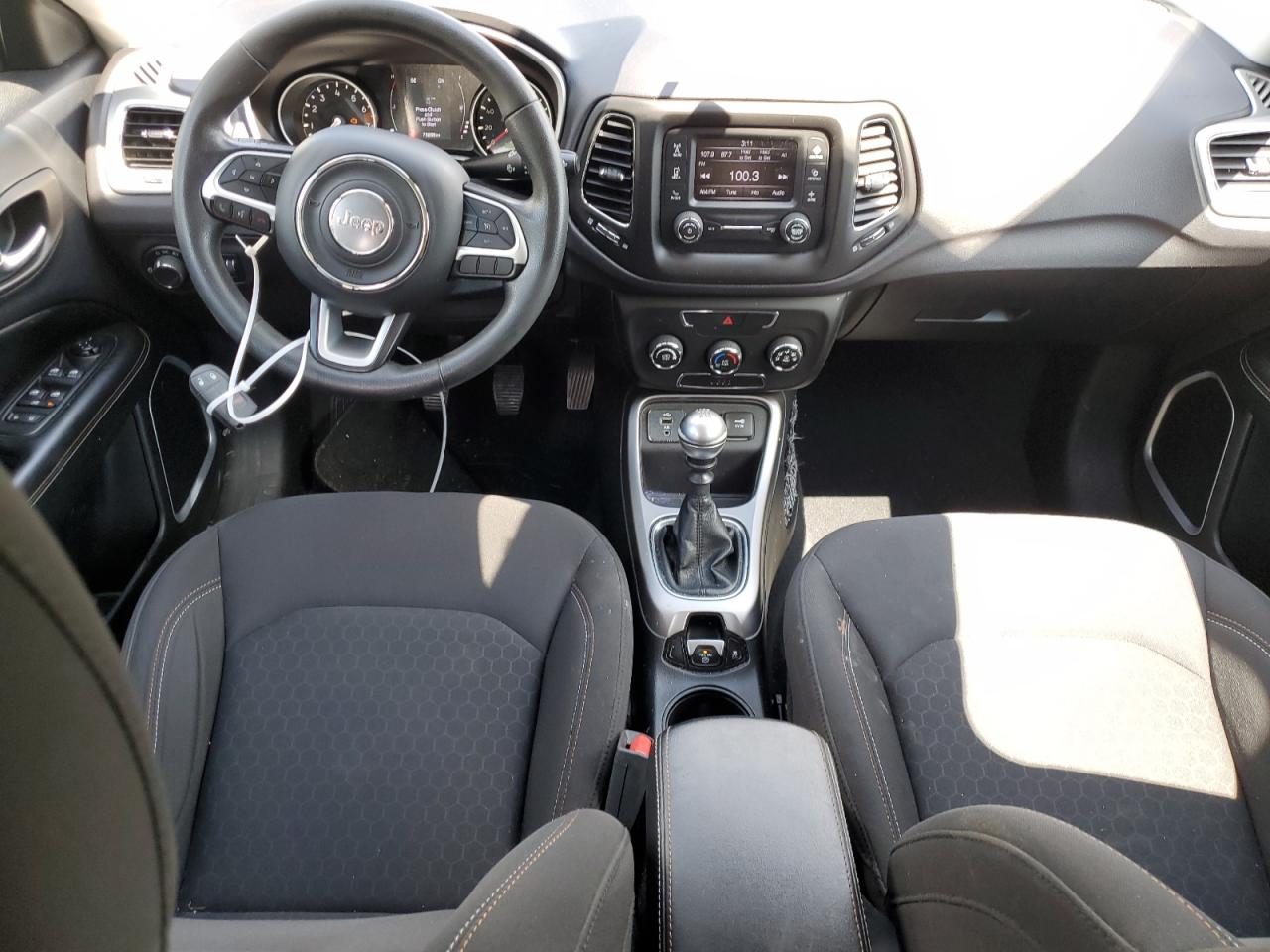 3C4NJCAB0HT658517 2017 Jeep Compass Sport