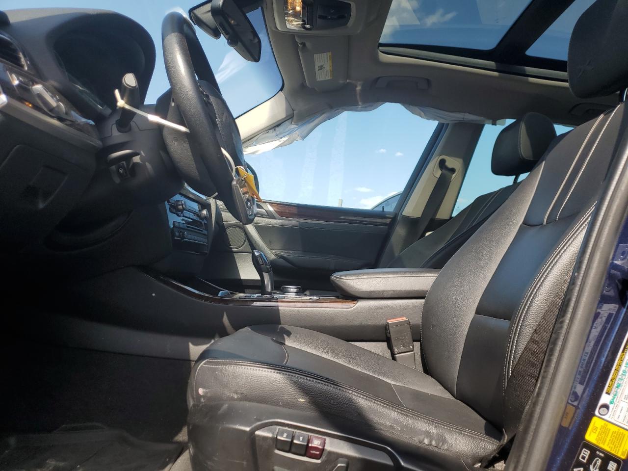 5UXWX9C56F0D60983 2015 BMW X3 xDrive28I