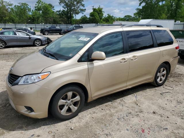 Lot #2524407031 2011 TOYOTA SIENNA LE salvage car