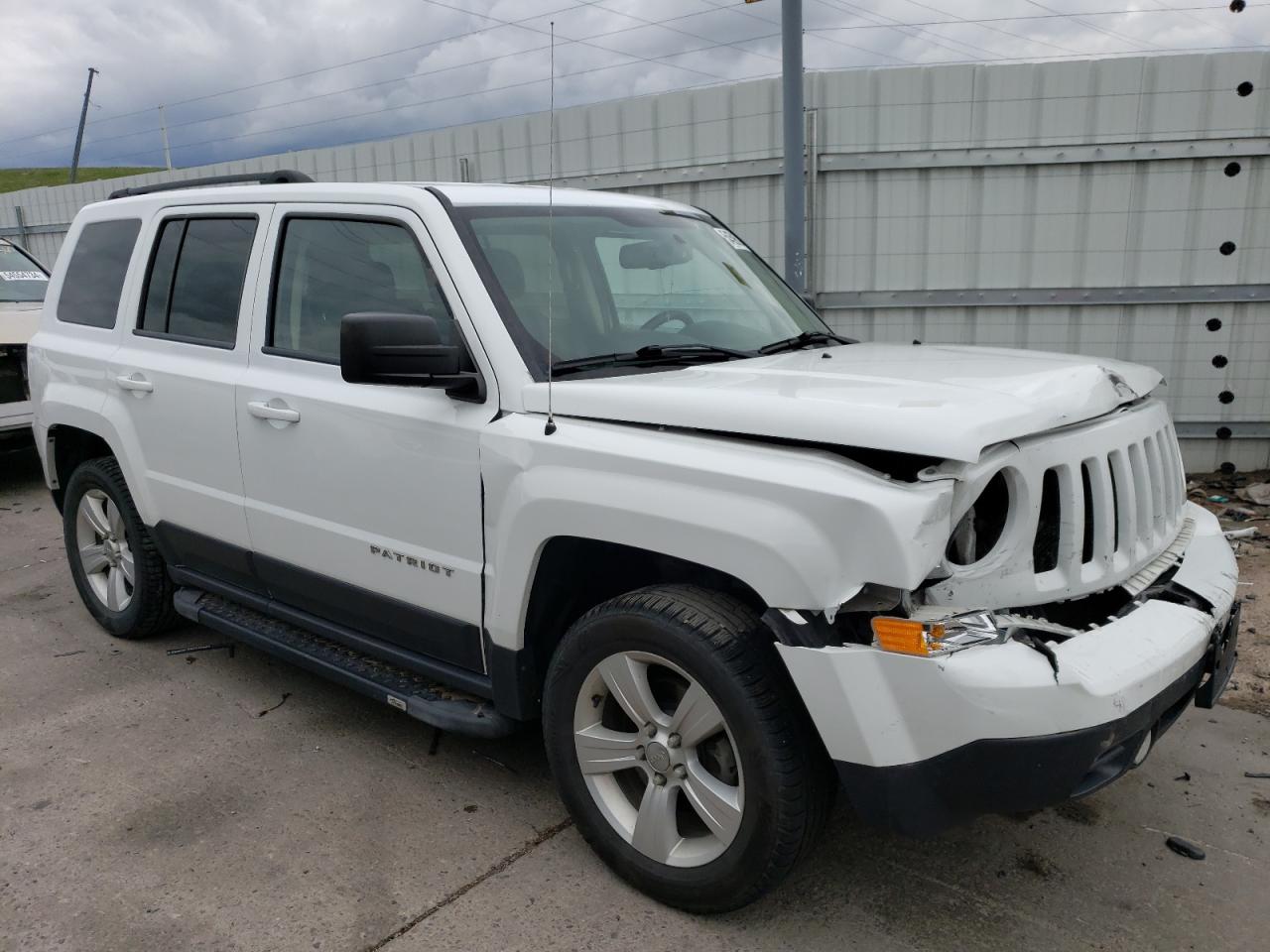 1C4NJRFB9HD175254 2017 Jeep Patriot Latitude