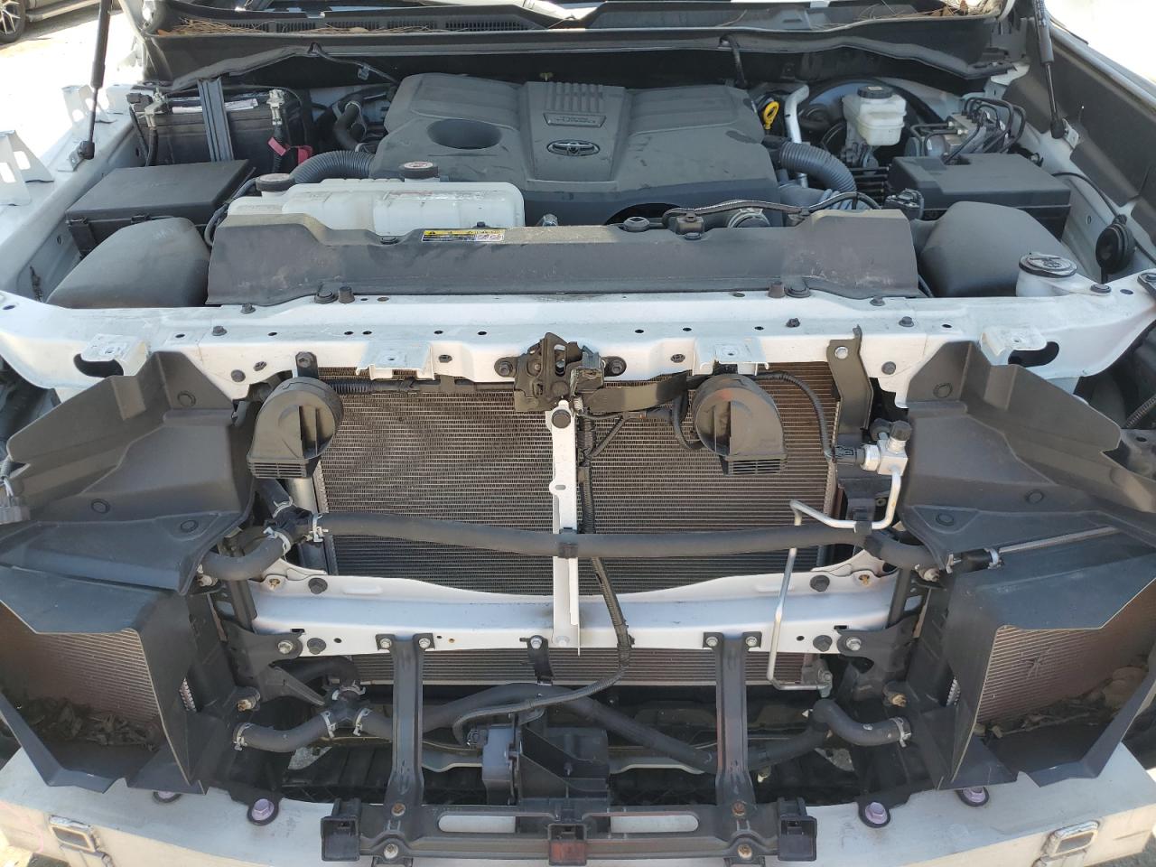 5TFLA5AB4NX012352 2022 Toyota Tundra Crewmax Sr