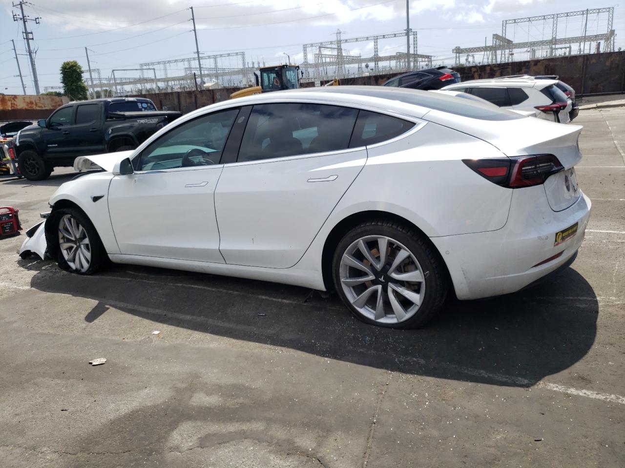 5YJ3E1EB3JF134454 2018 Tesla Model 3