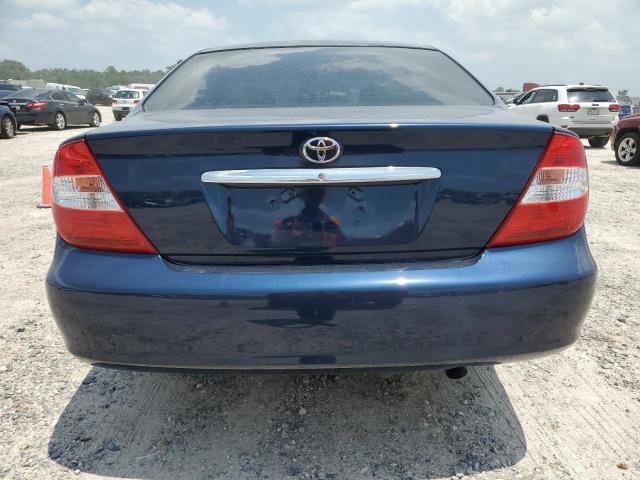 2004 Toyota Camry Le VIN: JTDBF32KX40153045 Lot: 55815314