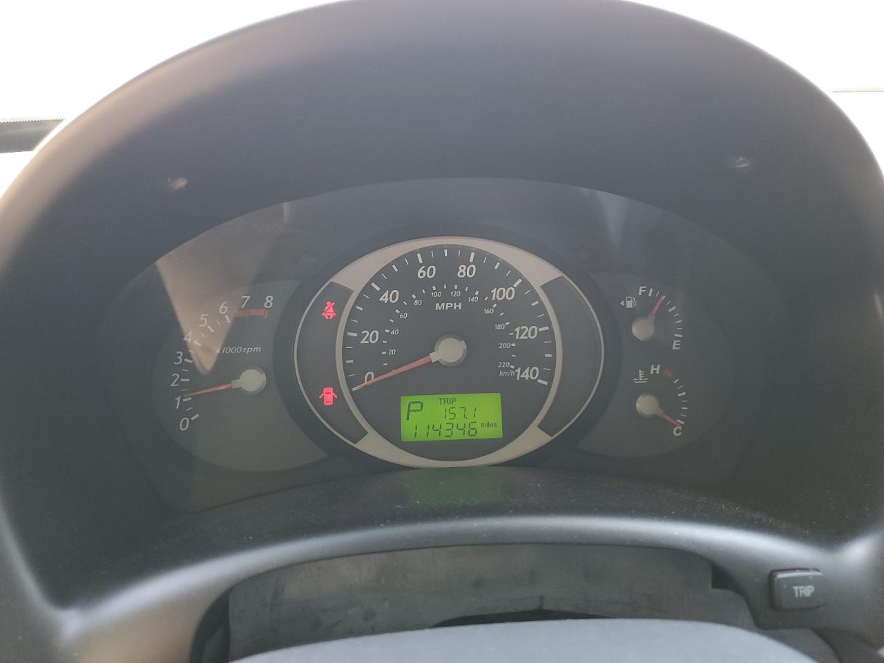 KM8JN72D45U093261 2005 Hyundai Tucson Gls