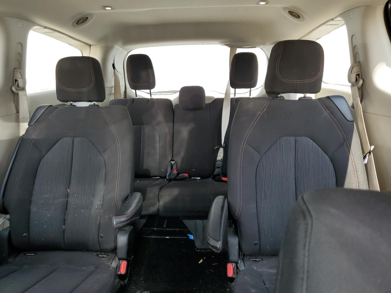 2C4RC1DG0HR519028 2017 Chrysler Pacifica Touring