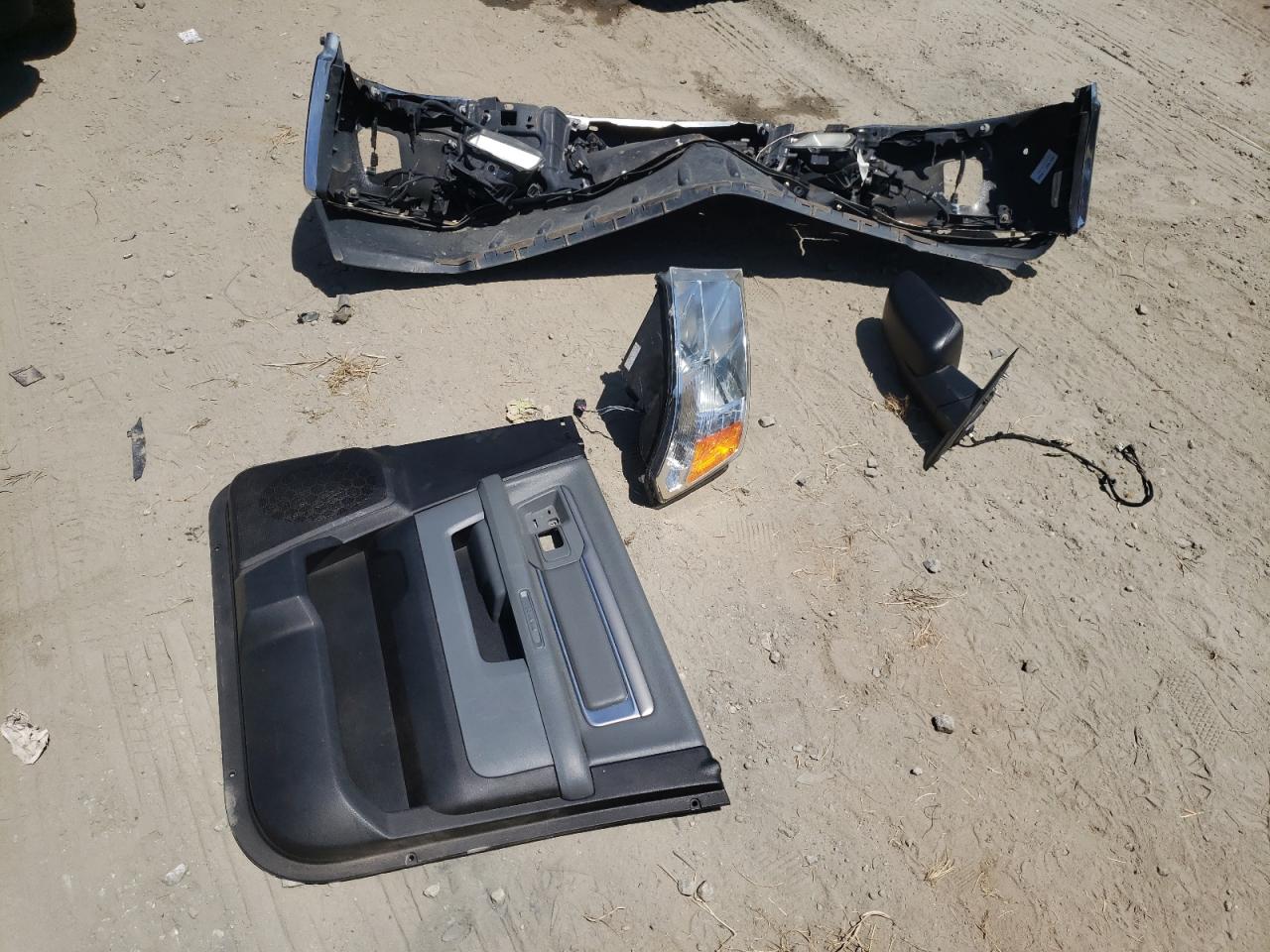 3C6RR7LTXJG230547 2018 Ram 1500 Slt