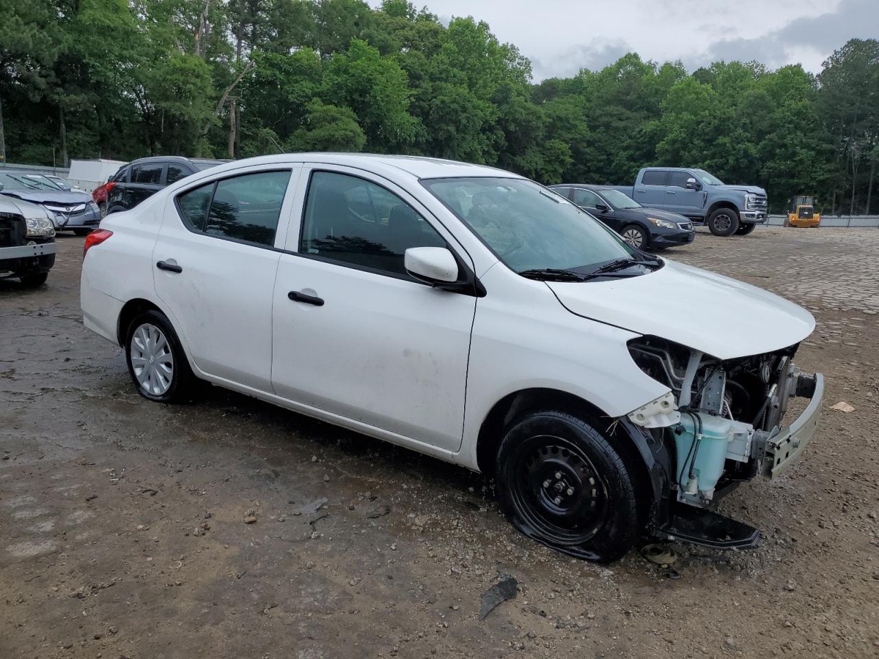 3N1CN7AP6JL845087 2018 Nissan Versa S