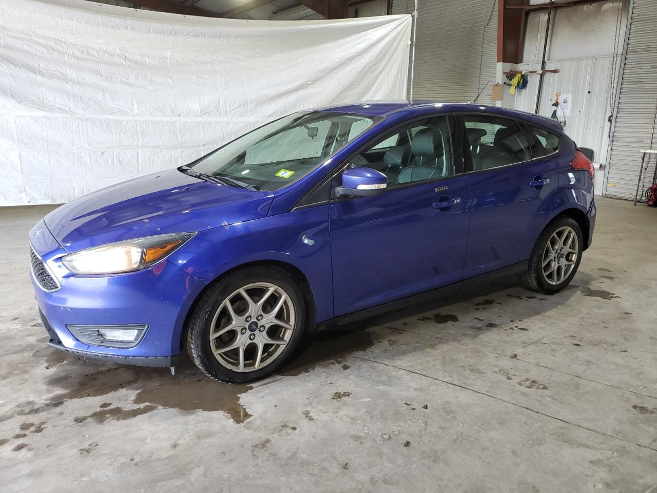 2015 Ford Focus Se vin: 1FADP3K20FL338007