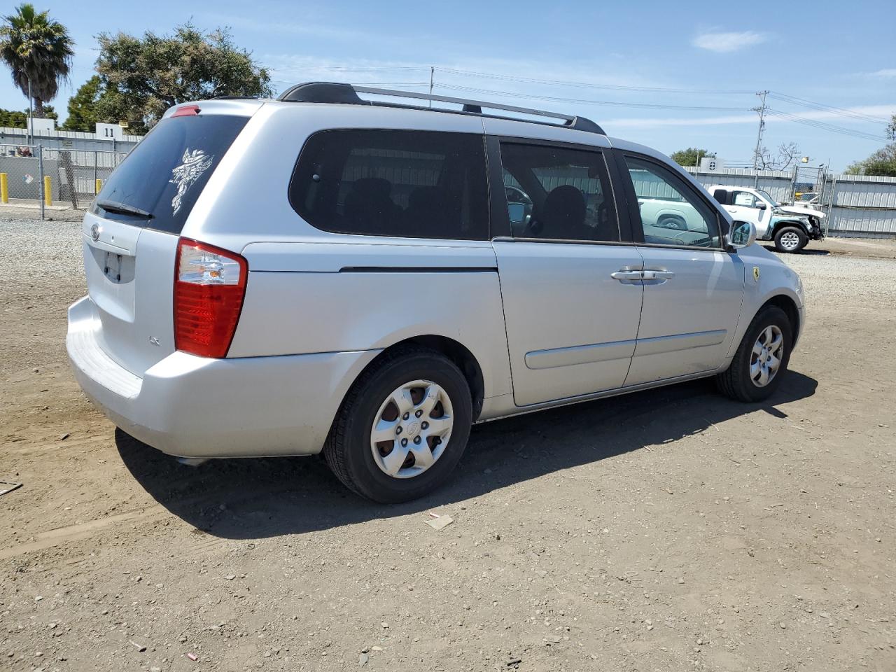 KNDMB233286243587 2008 Kia Sedona Ex