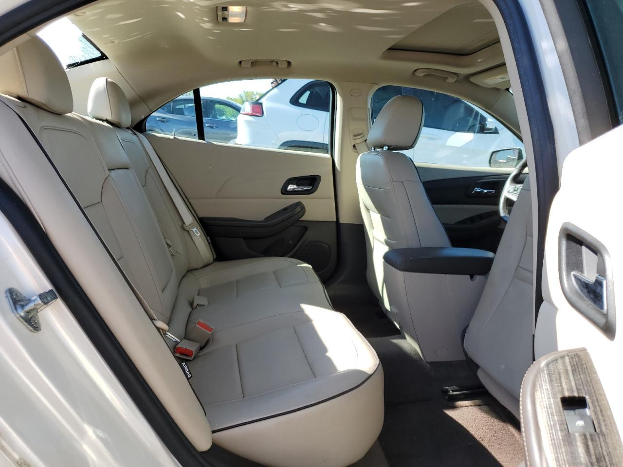 1G11E5SL9EF180554 2014 Chevrolet Malibu 2Lt