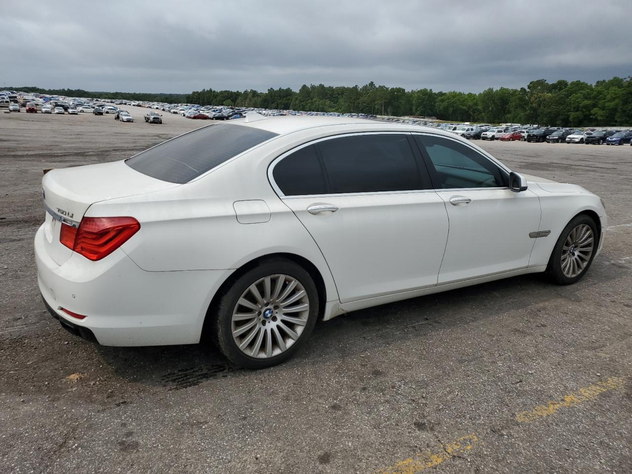 WBAKB83509CY62572 2009 BMW 750 Li