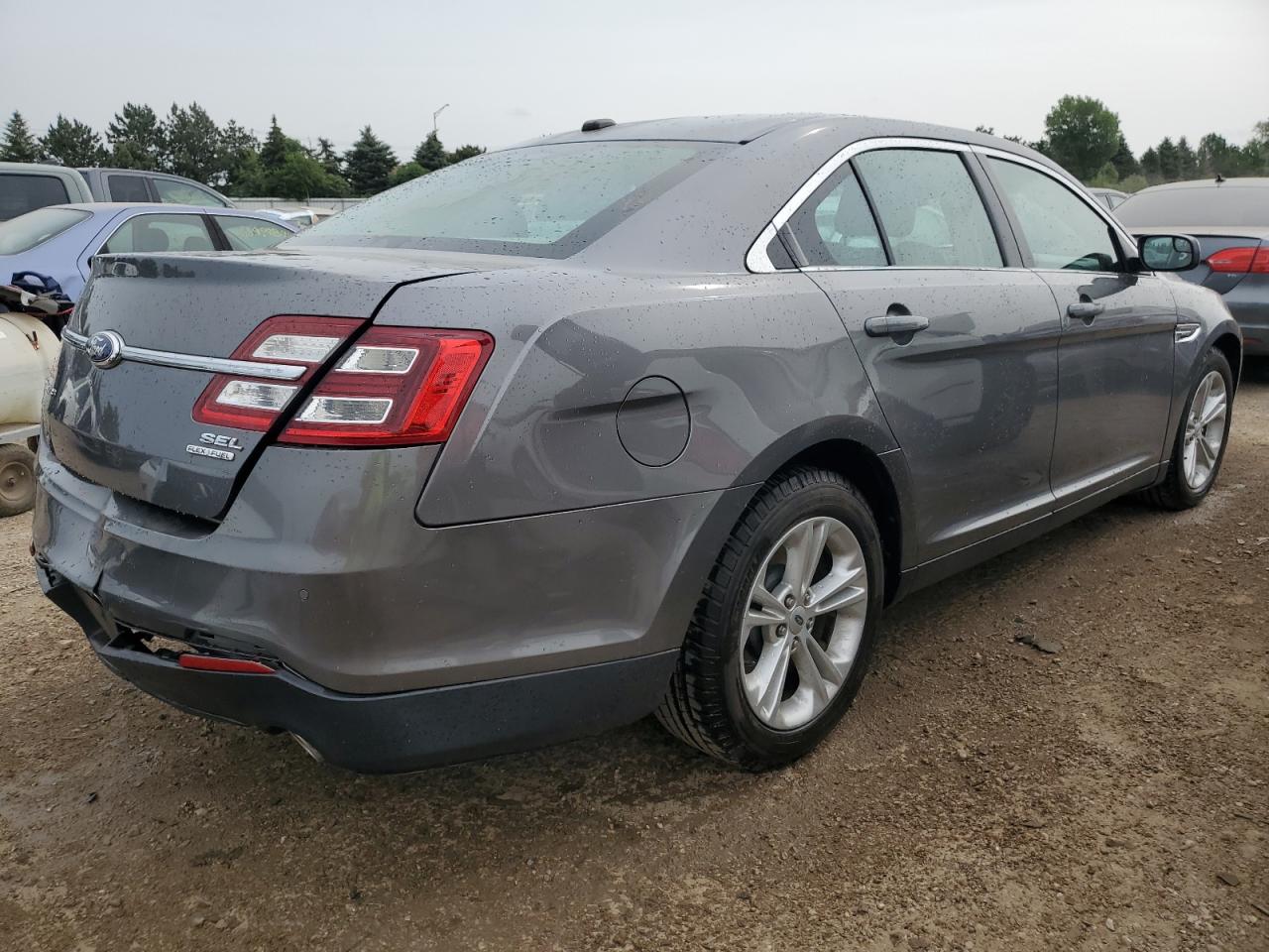 Lot #2558814970 2013 FORD TAURUS SEL