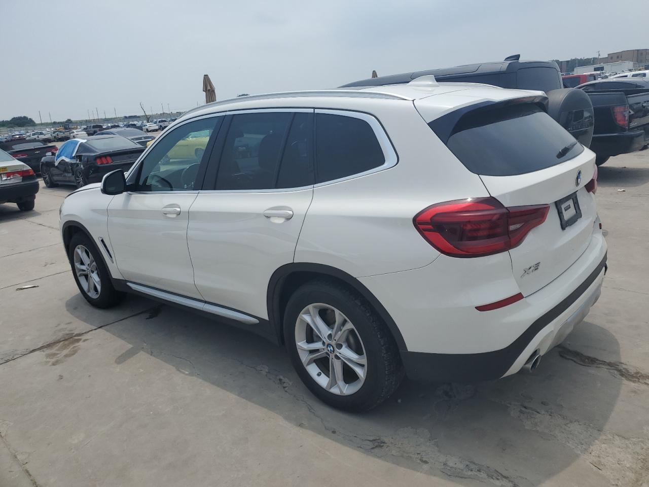 5UXTR7C57KLR39696 2019 BMW X3 Sdrive30I