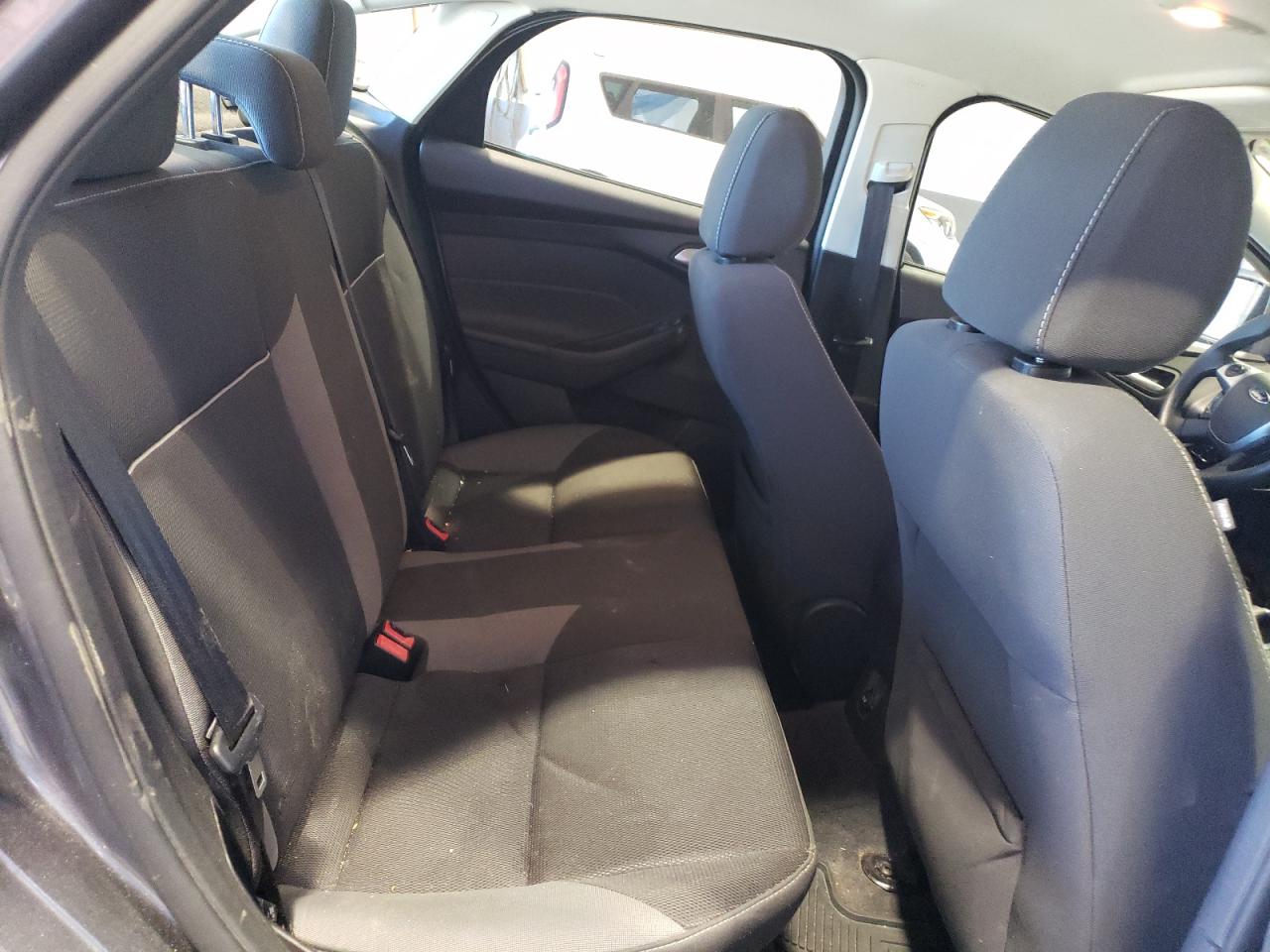 1FADP3F25EL227929 2014 Ford Focus Se