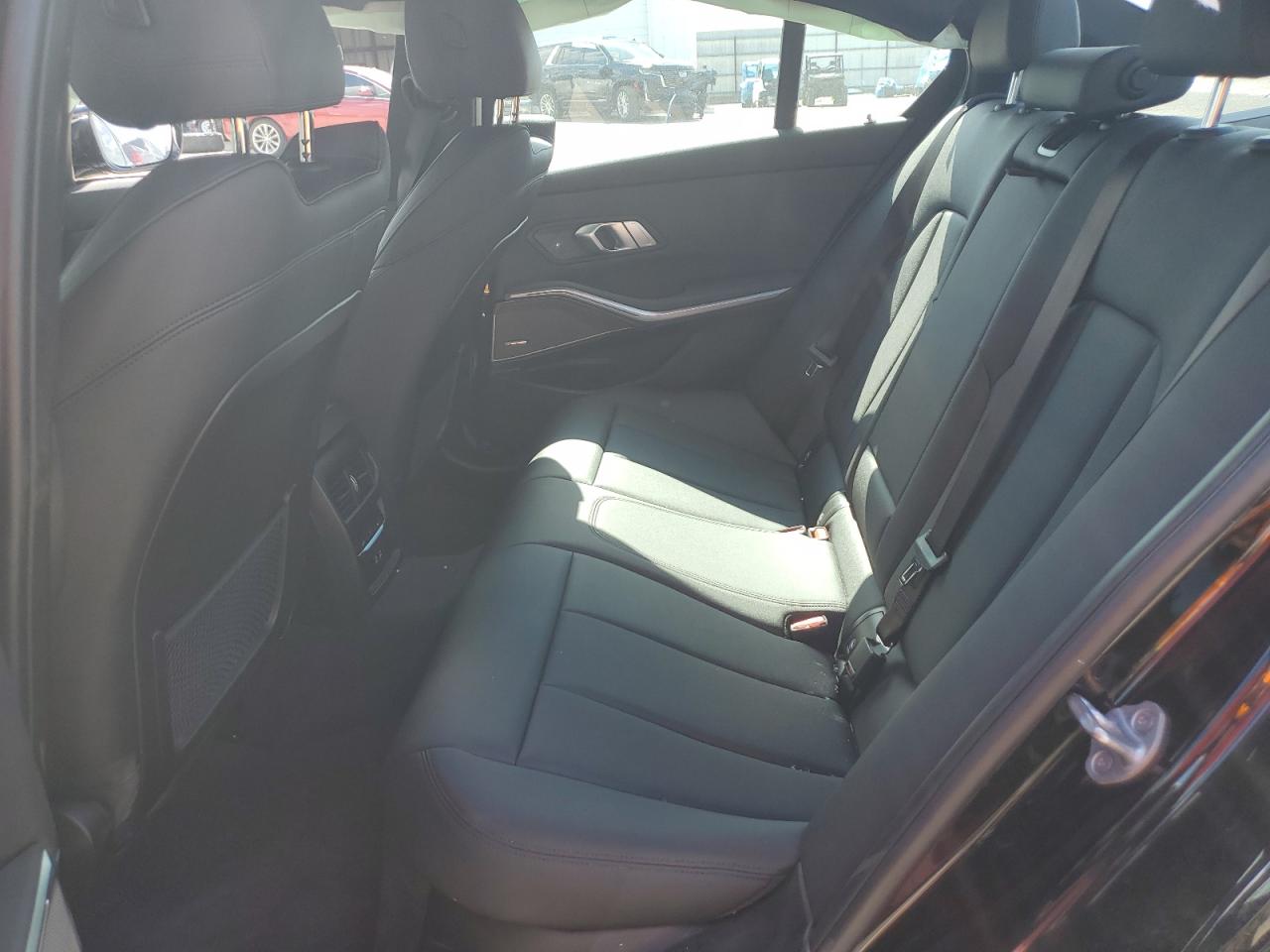 3MW5R1J03M8C02341 2021 BMW 330I