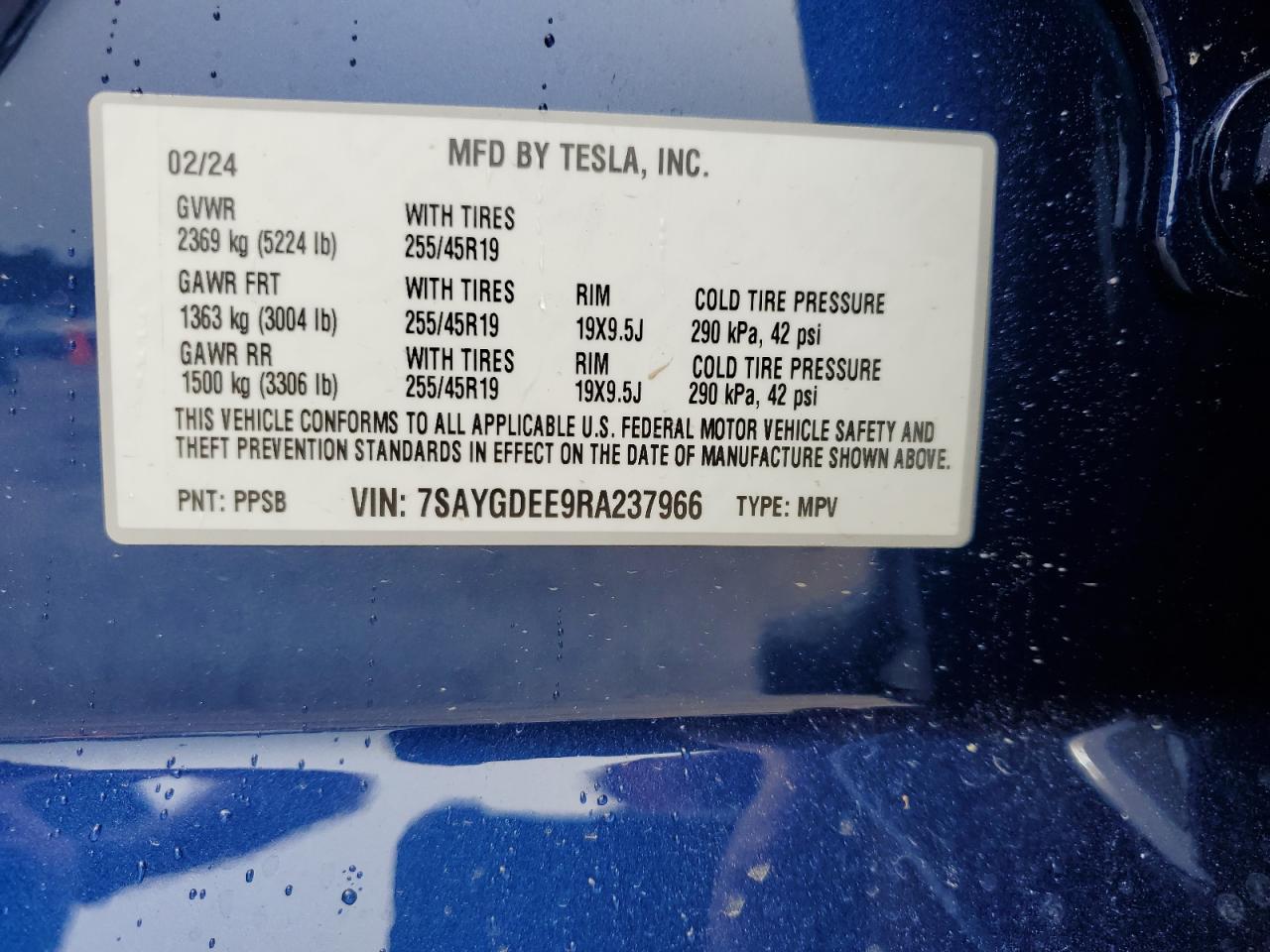 7SAYGDEE9RA237966 2024 Tesla Model Y