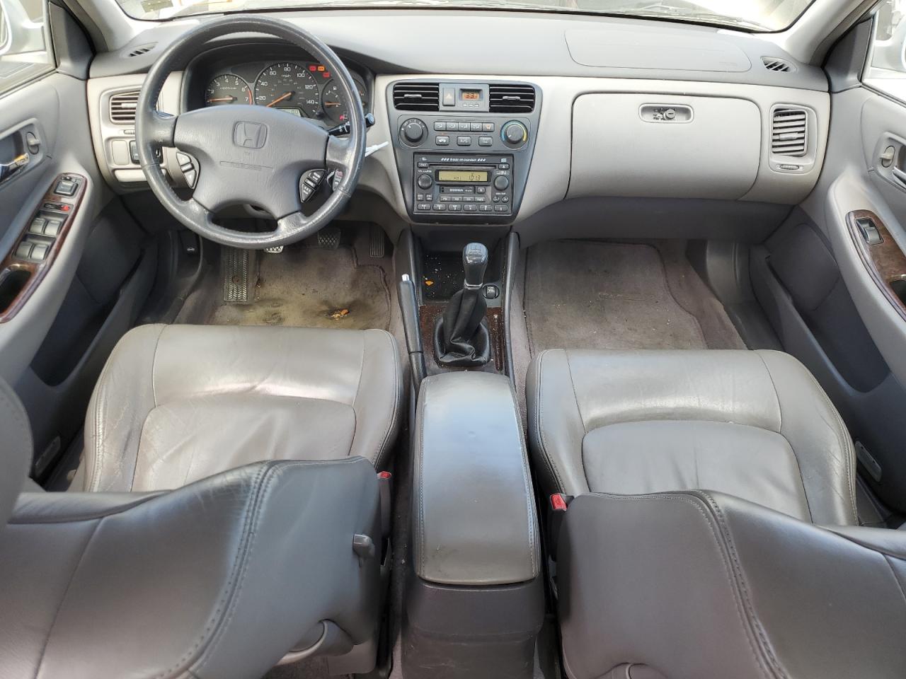 JHMCG65882C011581 2002 Honda Accord Ex