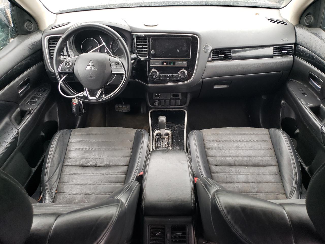 JA4AD3A37KZ045352 2019 Mitsubishi Outlander Se