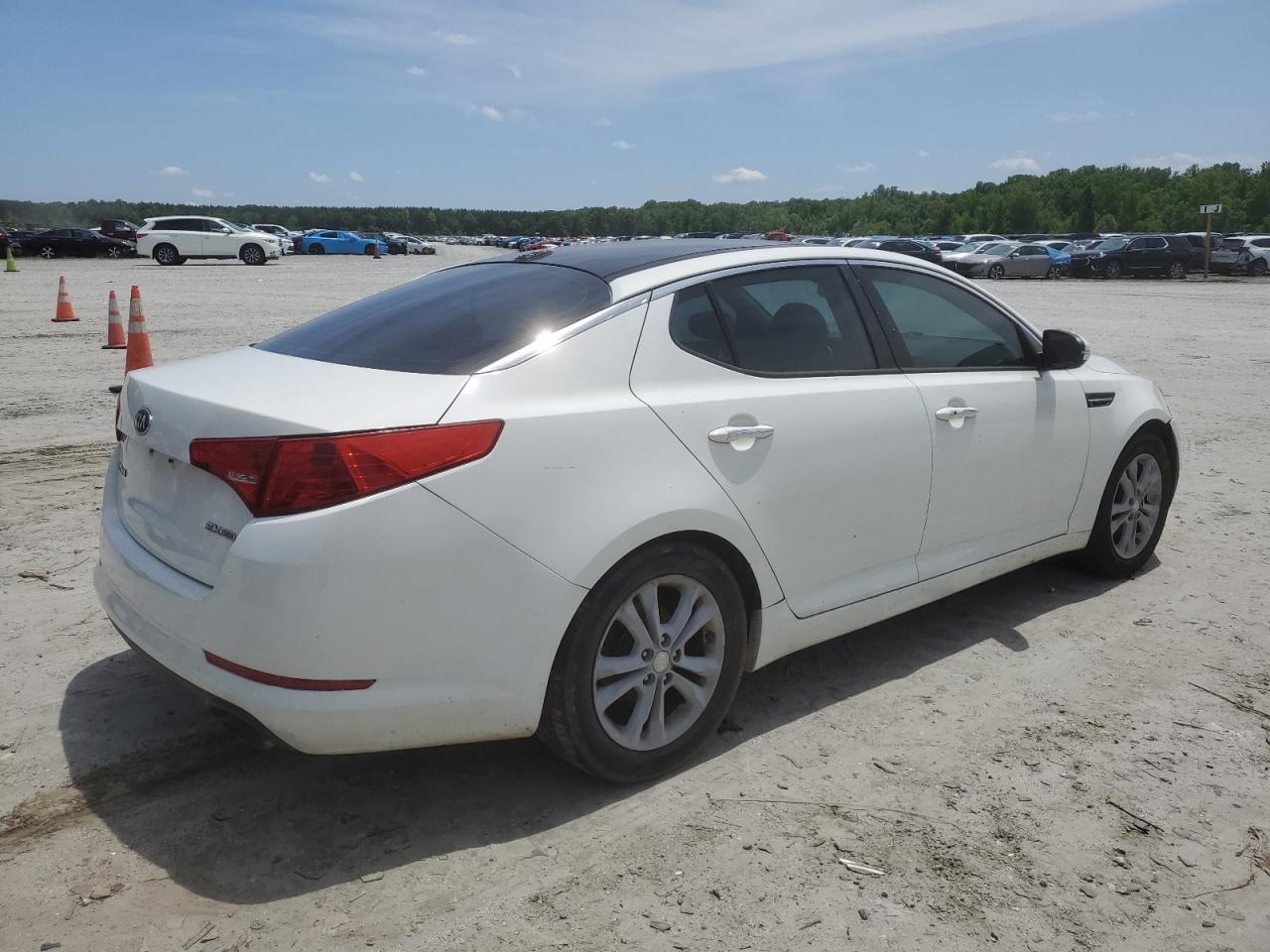 5XXGN4A73DG183997 2024 Kia Optima Ex