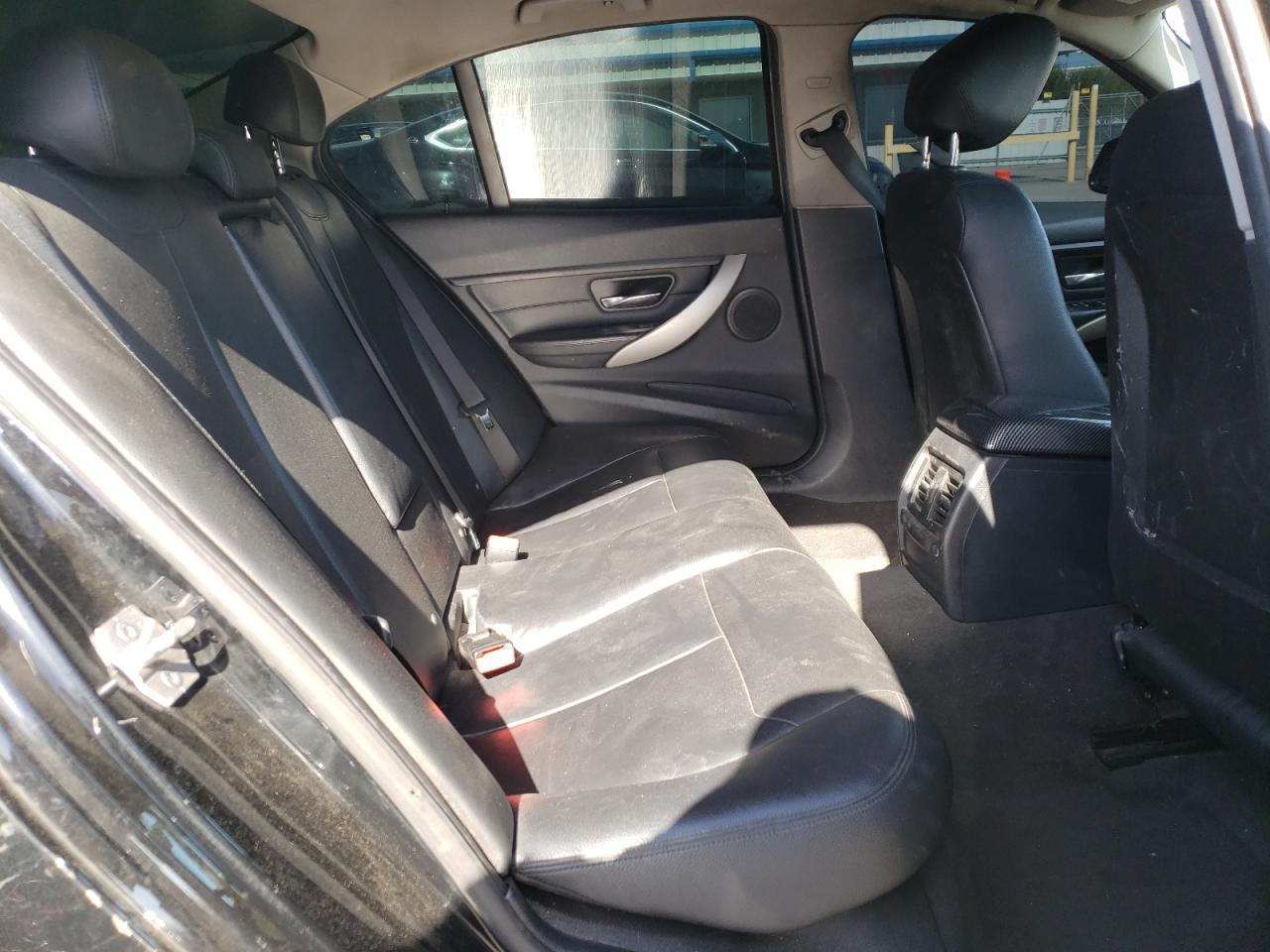 WBA3B1G56FNT05882 2015 BMW 320 I