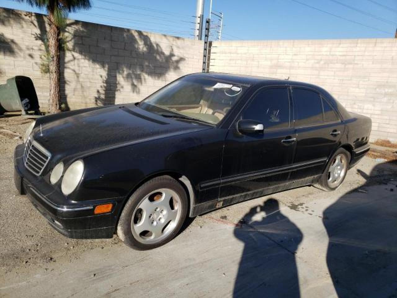 WDBJF70JXYB131147 2000 Mercedes-Benz E 430