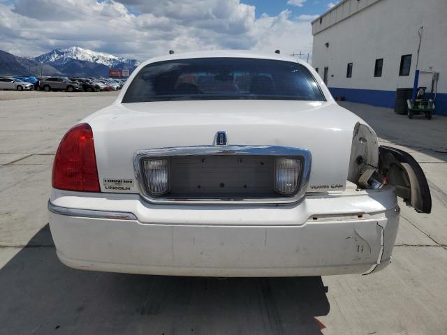 2003 Lincoln Town Car Executive VIN: 1LNHM81W33Y687937 Lot: 53808254