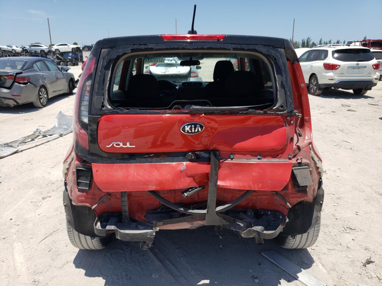 KNDJP3A5XJ7549144 2018 Kia Soul +