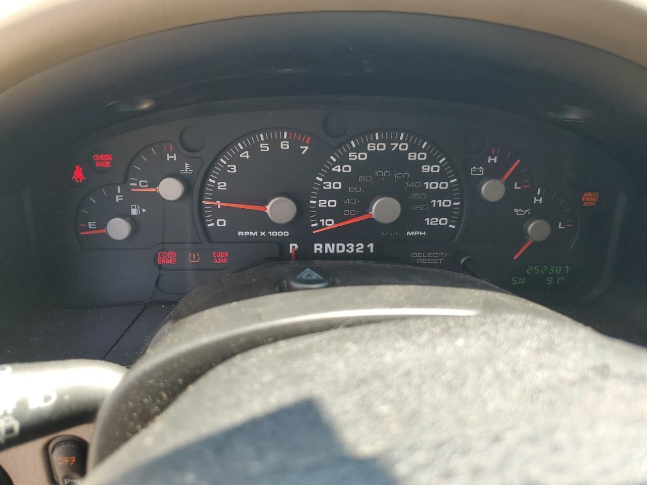 1FMZU73E44ZB13829 2004 Ford Explorer Xlt