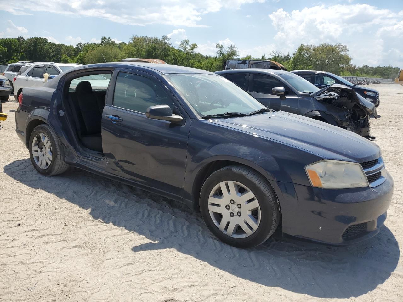 1C3CDZAB4EN144574 2014 Dodge Avenger Se