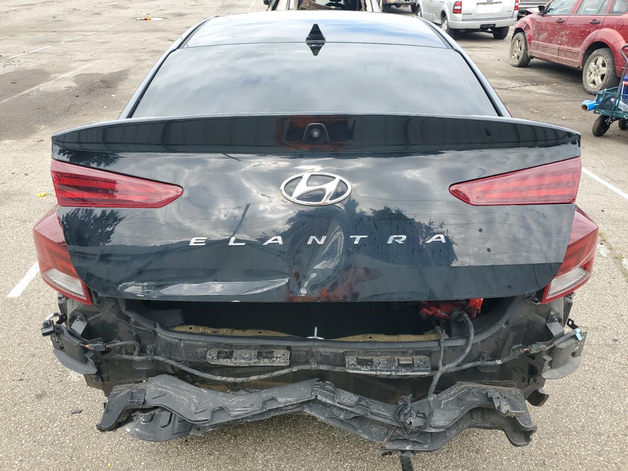 KMHD84LF9KU810154 2019 Hyundai Elantra Sel