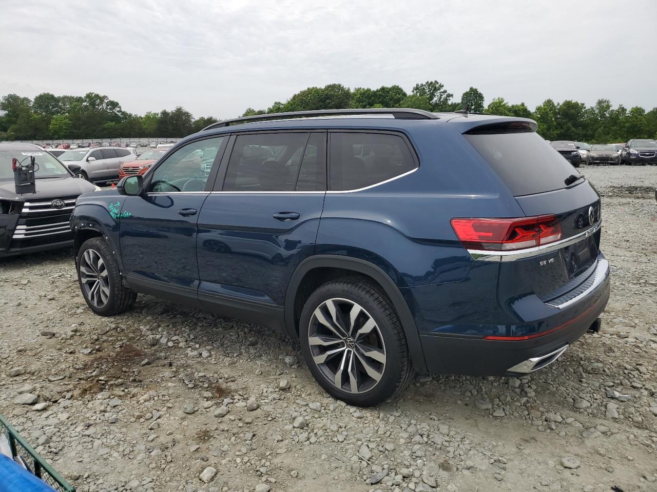 2022 Volkswagen Atlas Se vin: 1V2KR2CA0NC565030