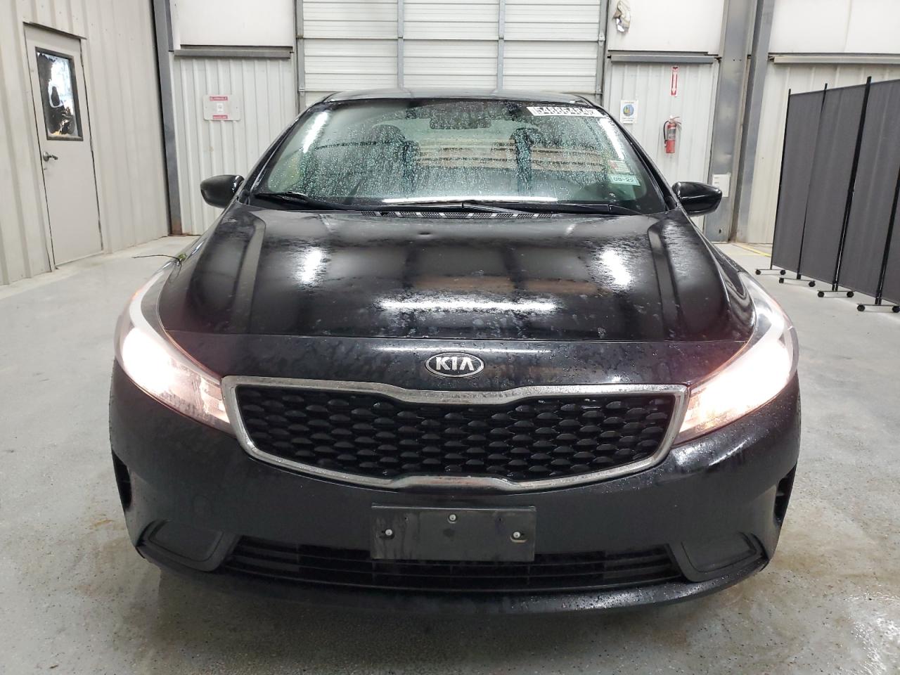 3KPFL4A75JE212048 2018 Kia Forte Lx