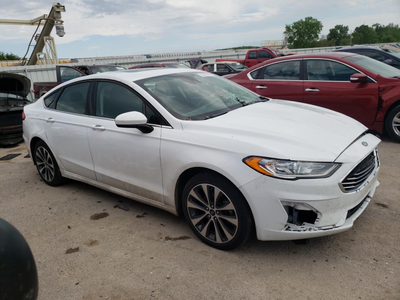 2019 Ford Fusion Se vin: 3FA6P0T99KR254184