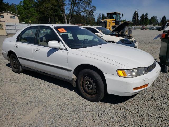 1996 Honda Accord Lx VIN: 1HGCD5635TA115824 Lot: 53878054