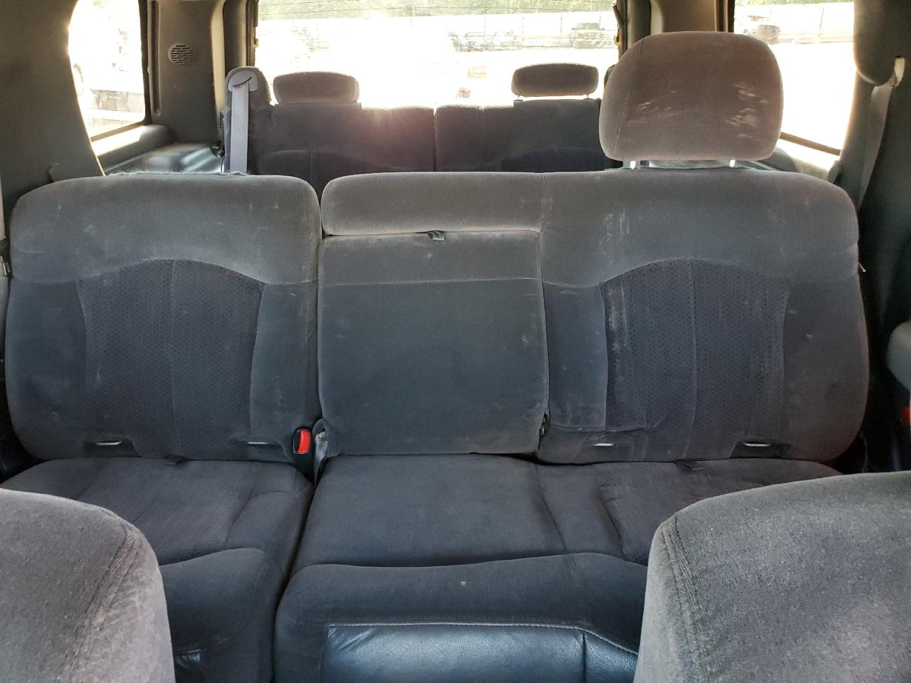 1GNEK13ZX2R298966 2002 Chevrolet Tahoe K1500