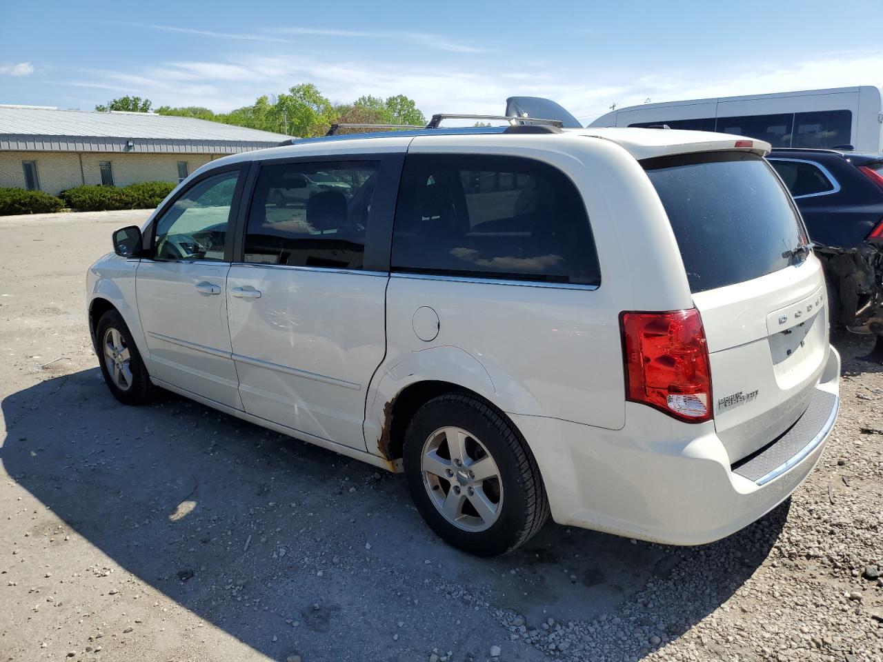 2D4RN5DG2BR700188 2011 Dodge Grand Caravan Crew