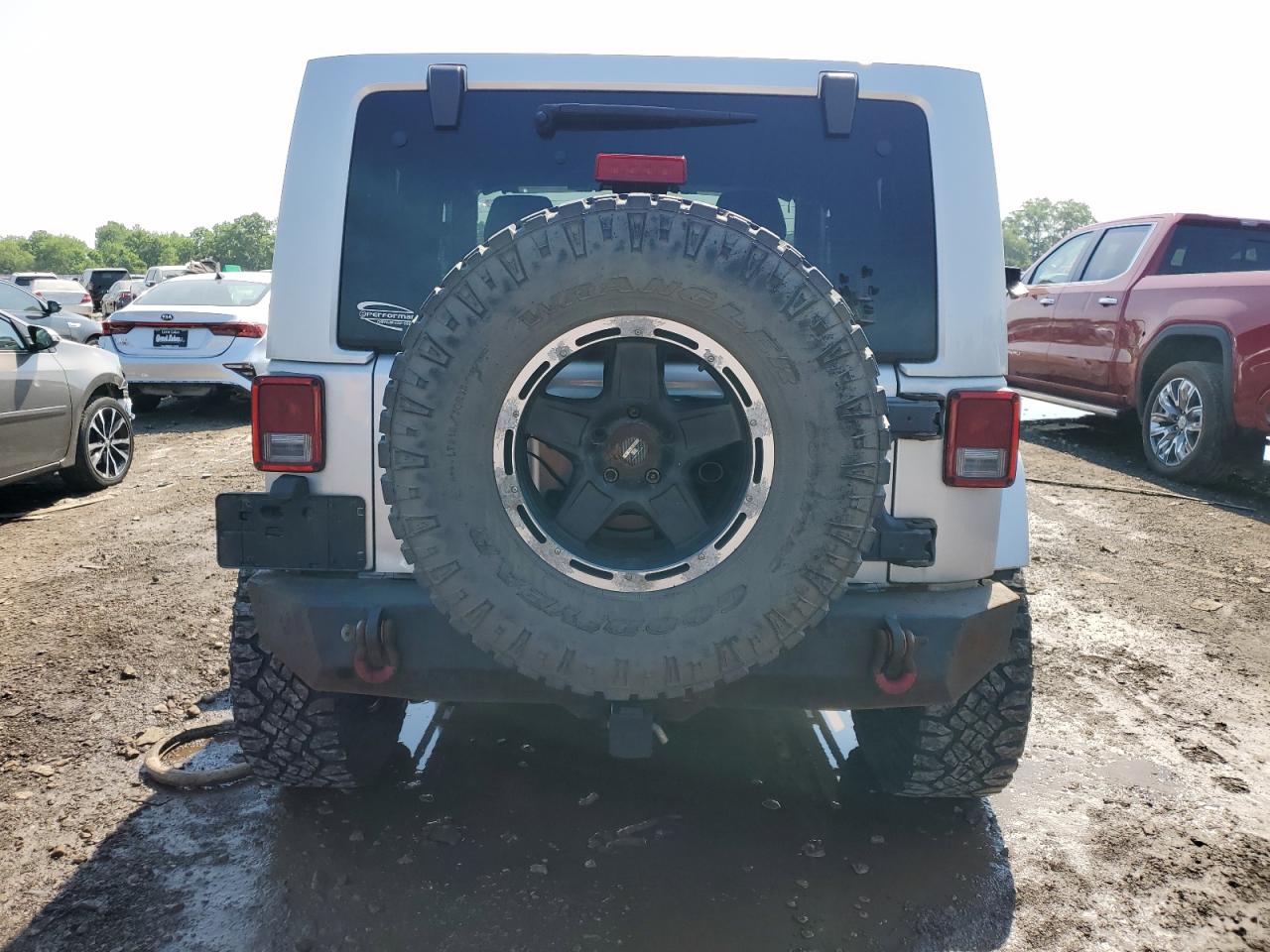 1C4AJWBG0CL282450 2012 Jeep Wrangler Sahara