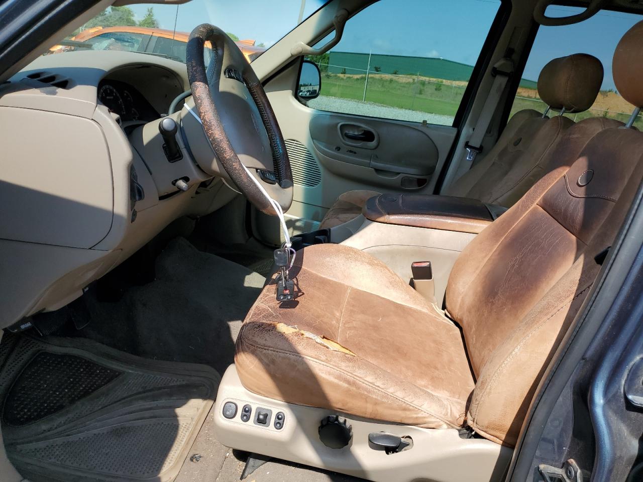 1FTRW07L41KB33372 2001 Ford F150 Supercrew