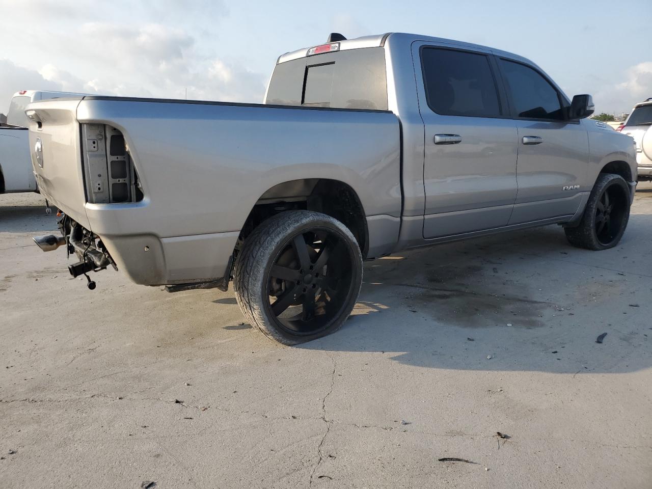 2019 Ram 1500 Big Horn/Lone Star vin: 1C6RREFT5KN706440