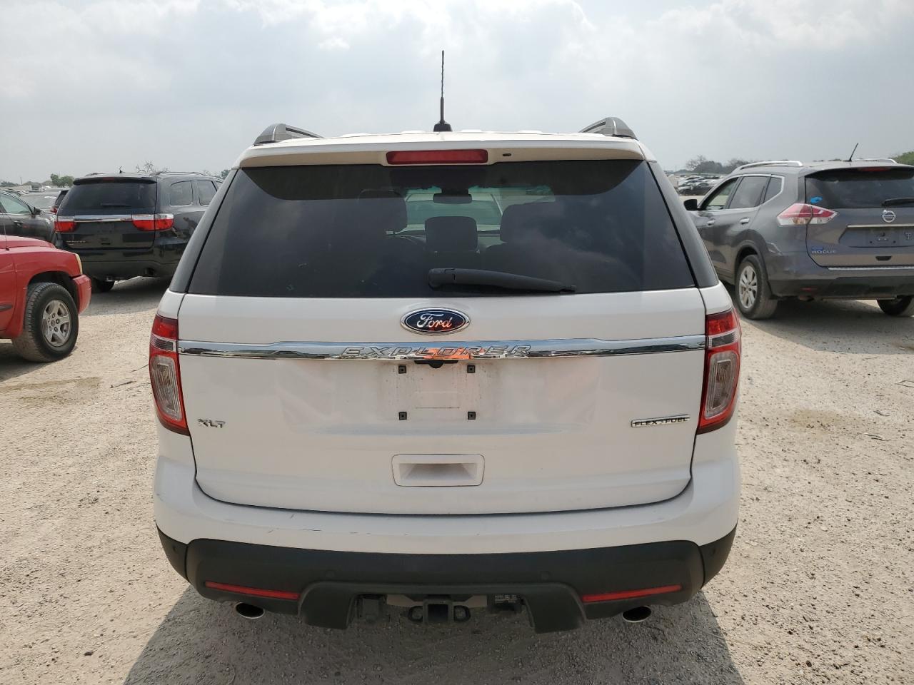 1FM5K7D86FGA51359 2015 Ford Explorer Xlt