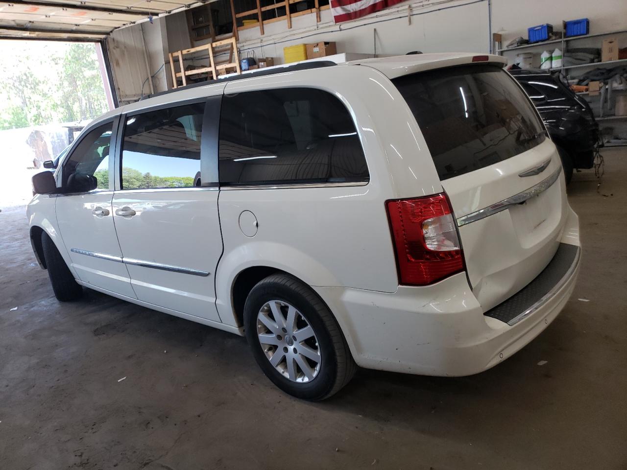 2C4RC1BG1DR541147 2013 Chrysler Town & Country Touring