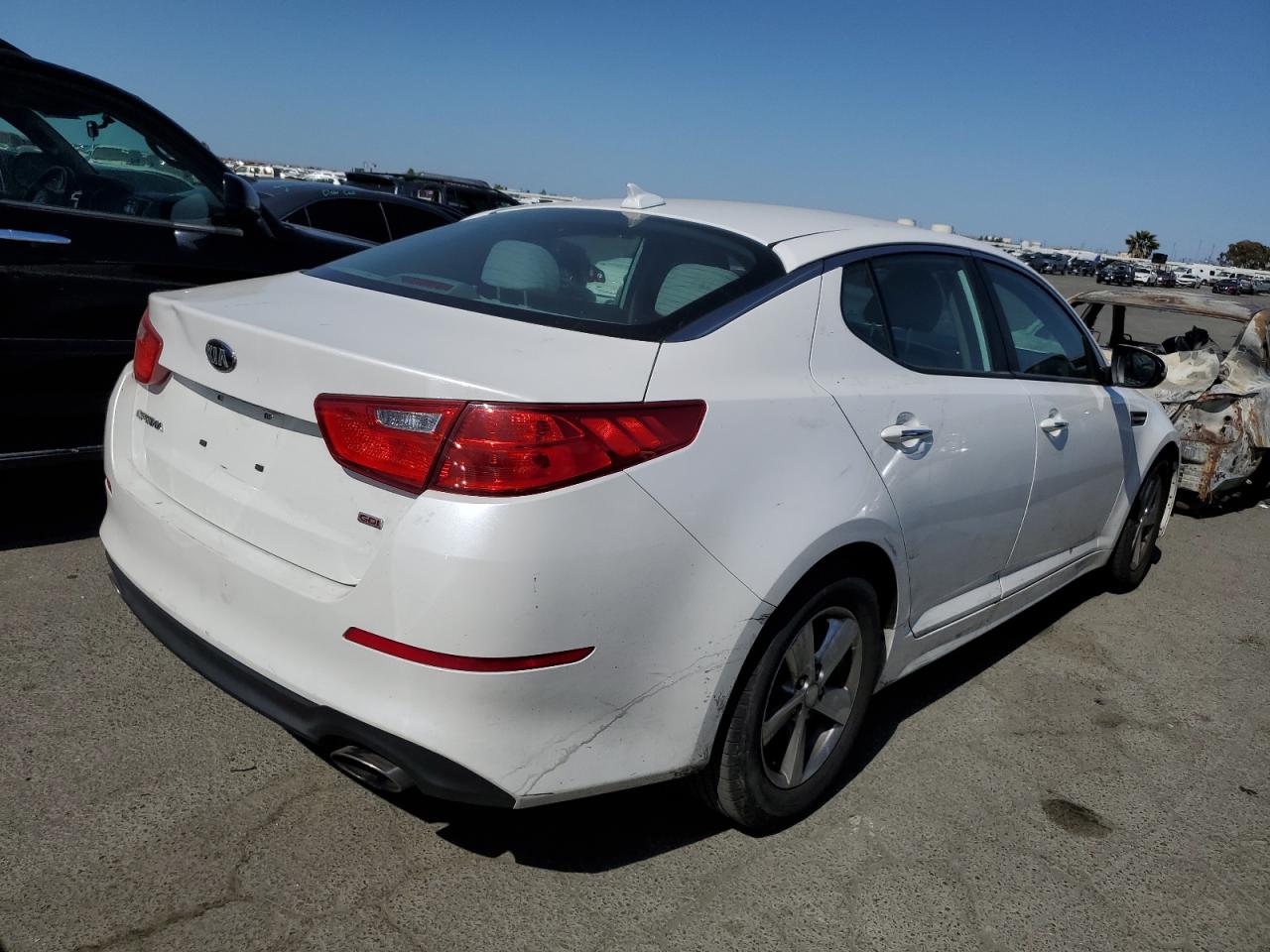 KNAGM4A79E5481511 2014 Kia Optima Lx