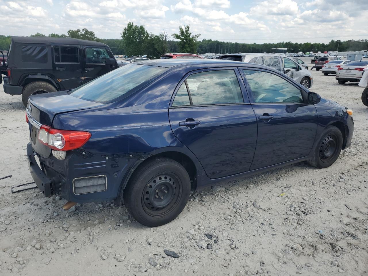 2T1BU4EE4DC111638 2013 Toyota Corolla Base