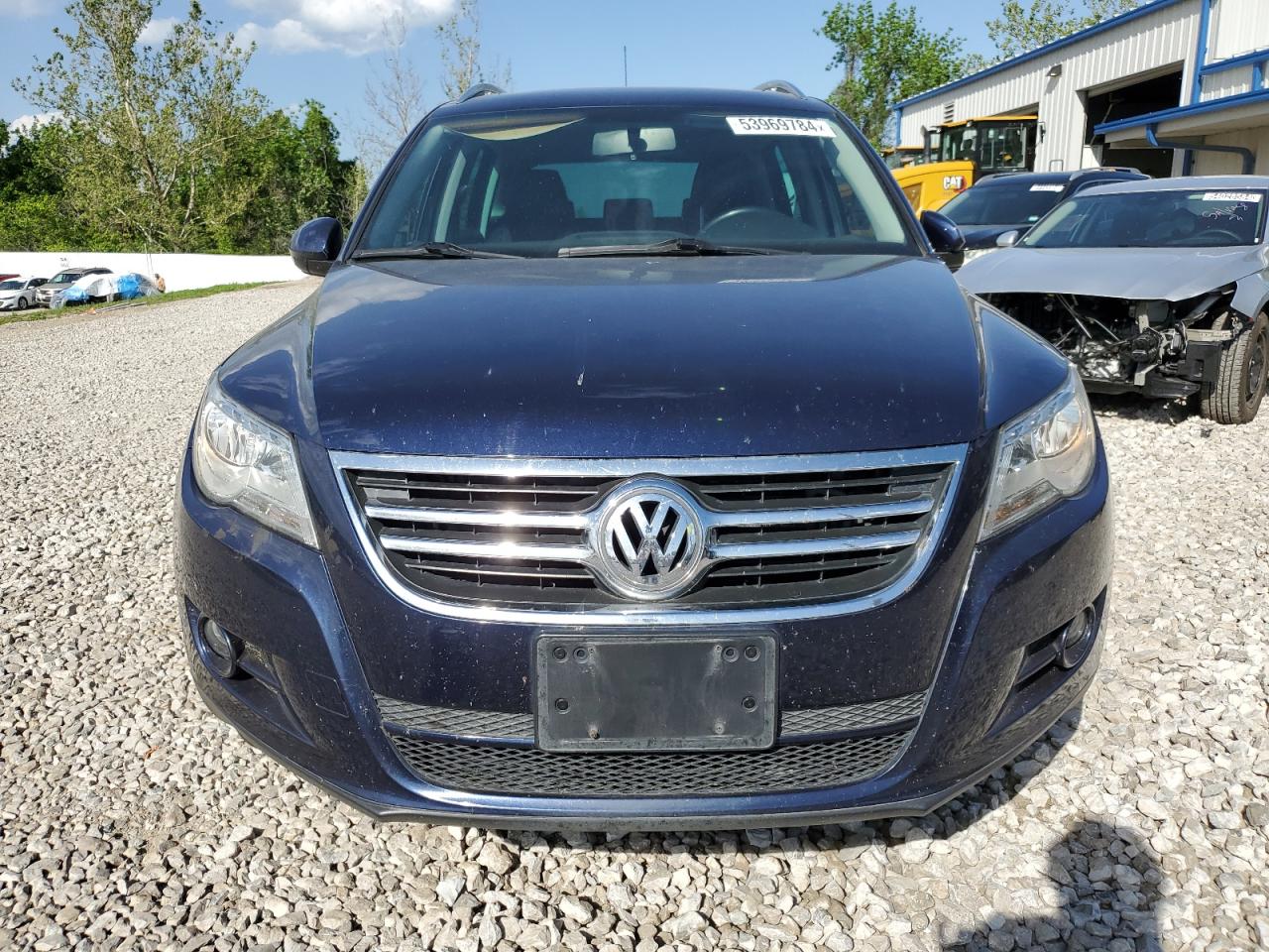 WVGBV7AX2BW565960 2011 Volkswagen Tiguan S