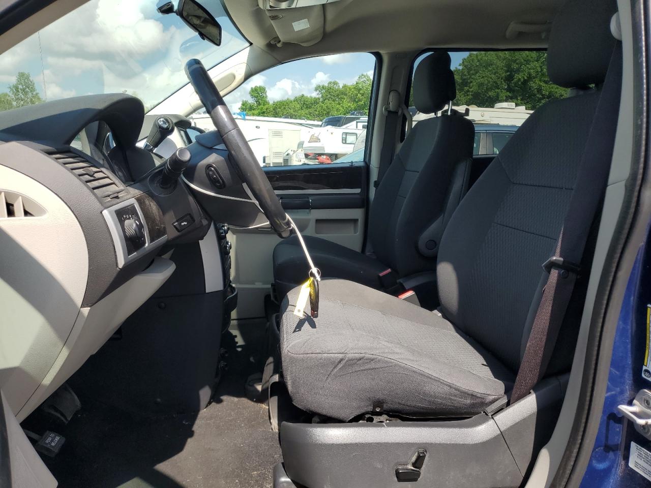 2D4RN5D19AR412095 2010 Dodge Grand Caravan Sxt