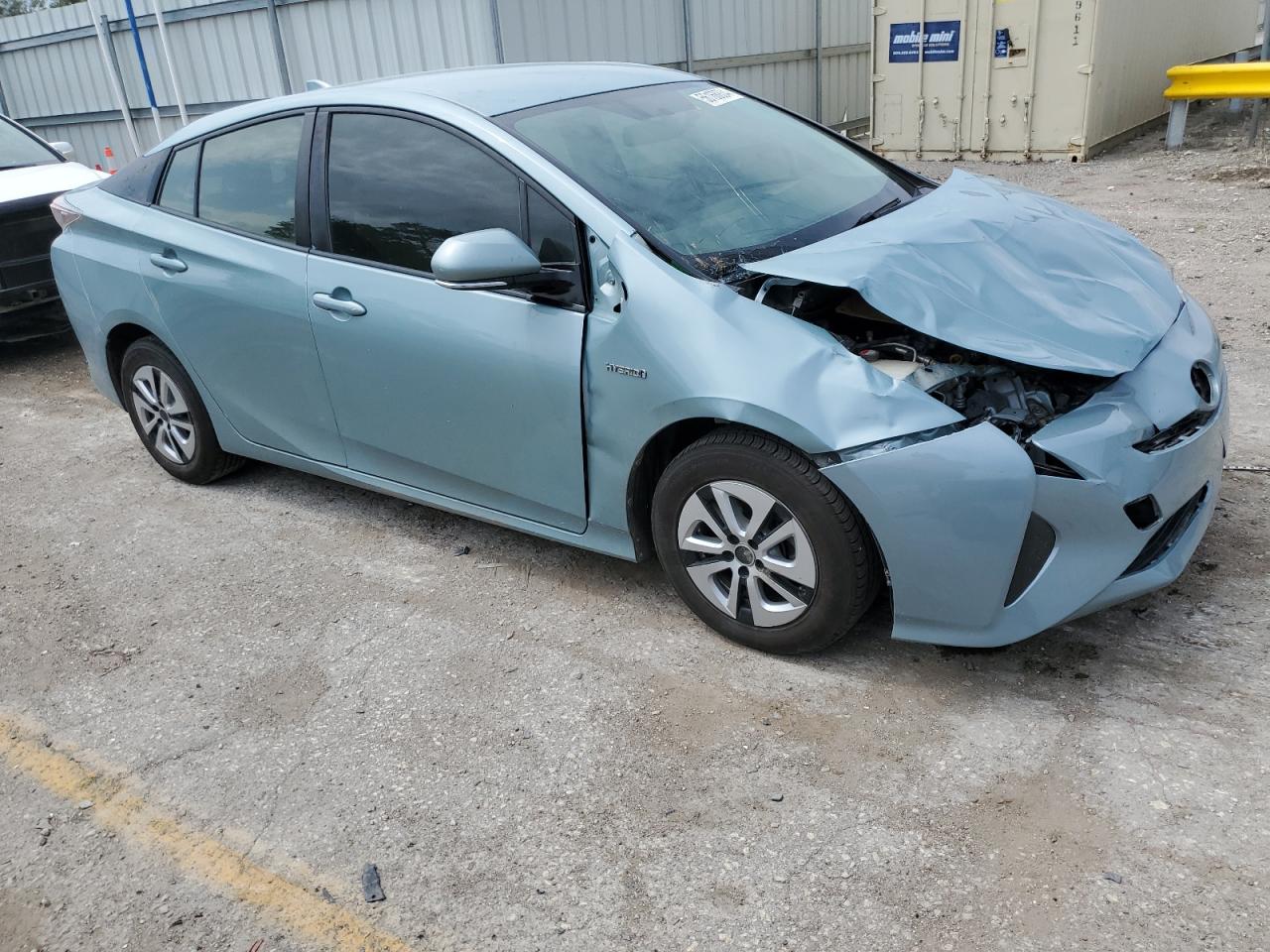 JTDKARFU5G3010519 2016 Toyota Prius