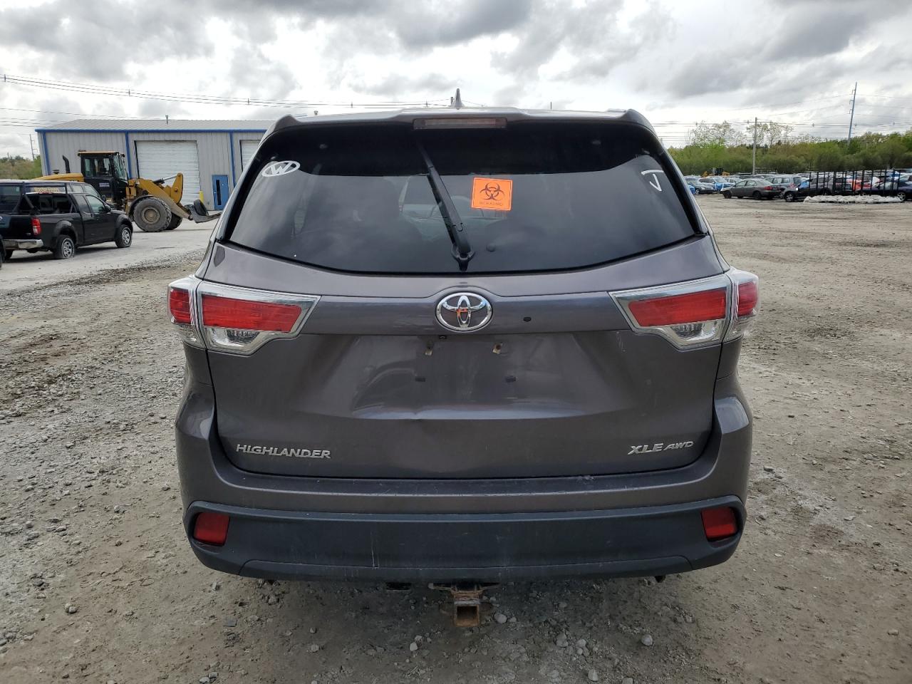 5TDJKRFH5FS124125 2015 Toyota Highlander Xle