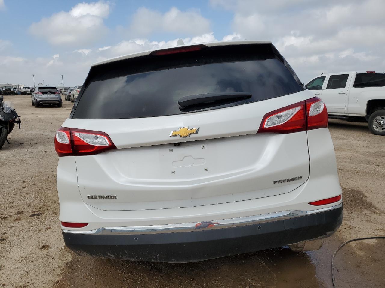 2019 Chevrolet Equinox Premier vin: 2GNAXNEV5K6250823