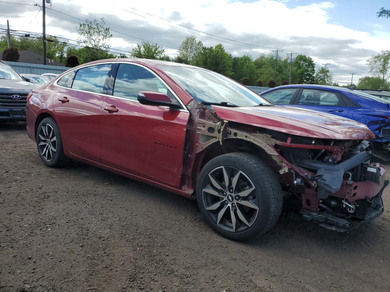 1G1ZD5ST8JF268396 2018 Chevrolet Malibu Lt